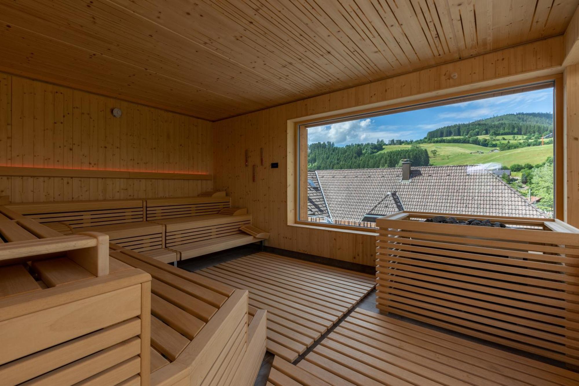 Sackmann Genuss Und Spa Resort Baiersbronn Luaran gambar